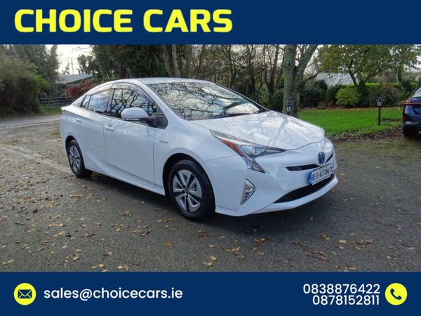 Toyota Prius Hatchback, Petrol Hybrid, 2018, White