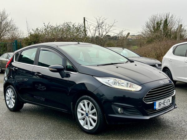 Ford Fiesta Hatchback, Petrol, 2016, Black
