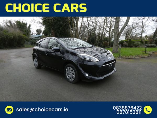 Toyota Aqua Hatchback, Petrol Hybrid, 2018, Black