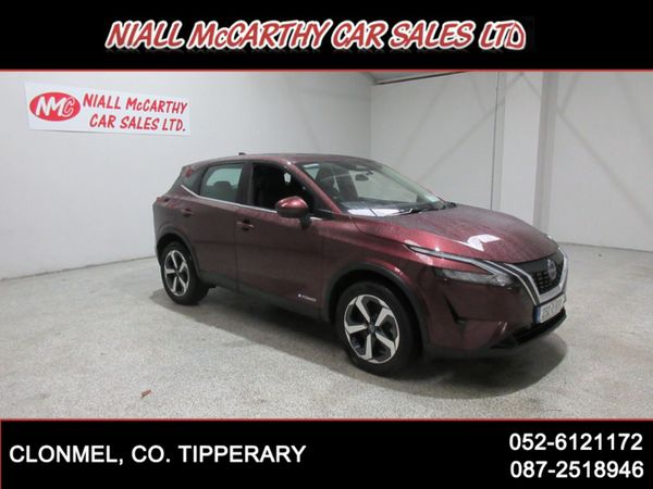 Nissan Qashqai SUV, Petrol, 2023, Red