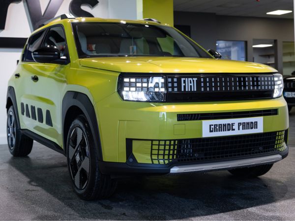 Fiat Grande Panda Hatchback, Petrol Hybrid, 2026, Yellow