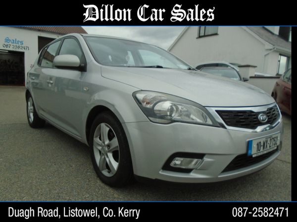 Kia Ceed Hatchback, Diesel, 2010, Silver