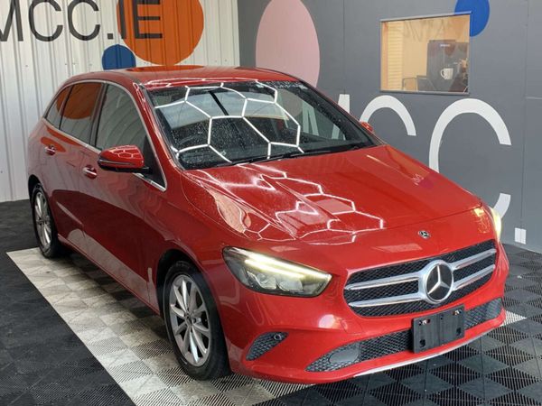 Mercedes-Benz B-Class Hatchback, Petrol, 2019, Red