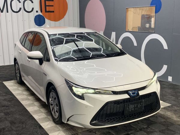 Toyota Corolla Estate, Petrol Hybrid, 2020, White