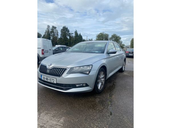Skoda Superb Hatchback, Diesel, 2018, Silver