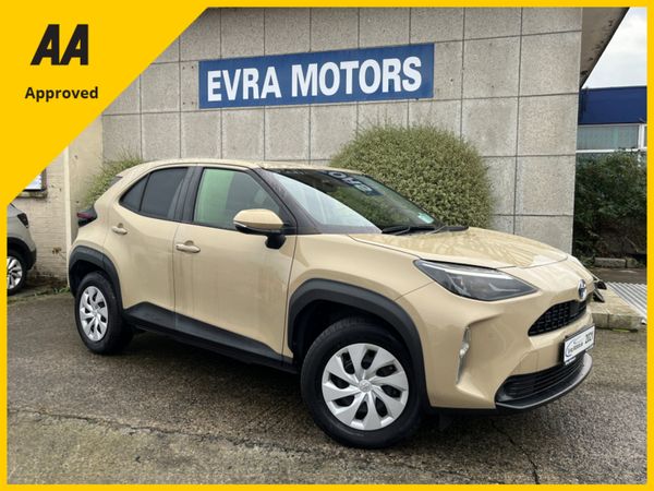 Toyota Yaris Cross SUV, Petrol Hybrid, 2021, Beige