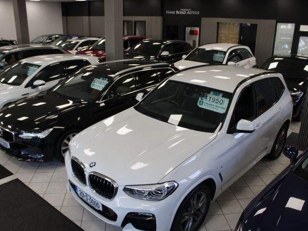 Volkswagen Polo Hatchback, Petrol, 2013, Silver