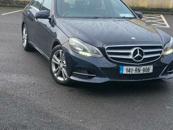 Mercedes-Benz E-Class Saloon, Diesel, 2014, Blue