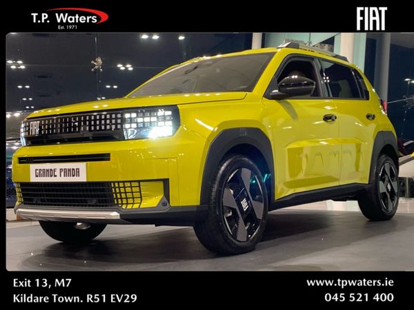 Fiat Grande Panda Hatchback, Petrol Hybrid, 2026, Yellow