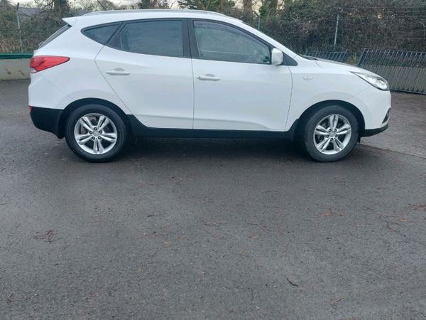 Hyundai ix35 SUV, Diesel, 2013, White