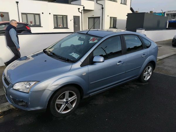 Ford Focus Hatchback, Petrol, 2007, Blue
