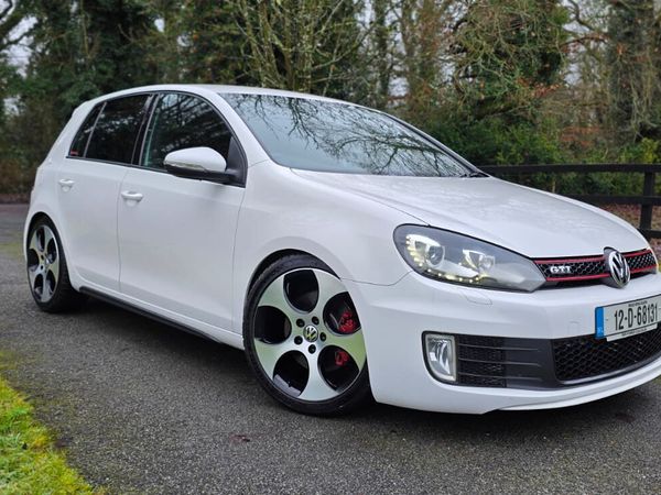 Volkswagen Golf Hatchback, Petrol, 2012, White