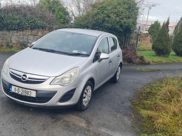 Opel Corsa Hatchback, Petrol, 2011, Silver