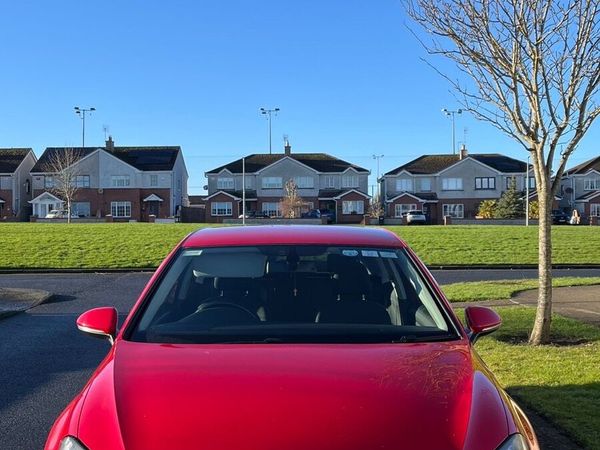 Volkswagen Golf Hatchback, Diesel, 2015, Red
