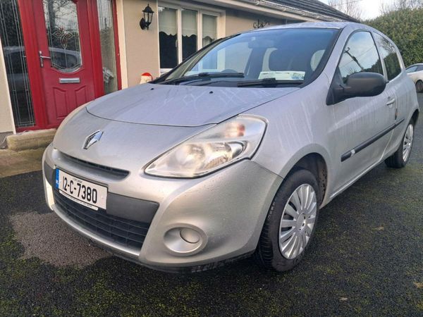 Renault Clio Hatchback, Ethanol Petrol, 2012, Silver