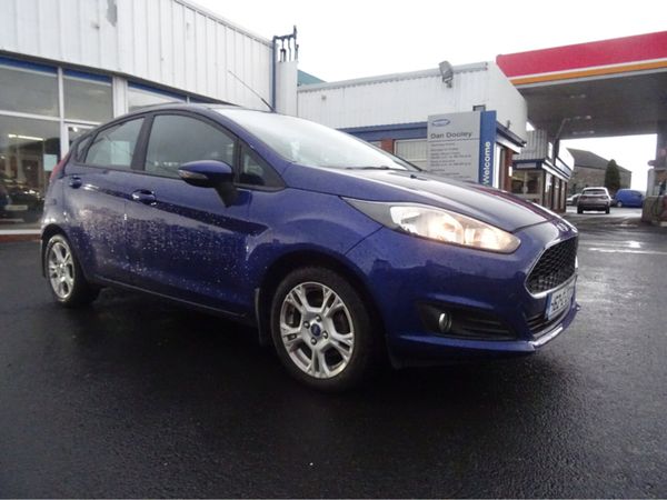 Ford Fiesta Hatchback, Petrol, 2016, Blue