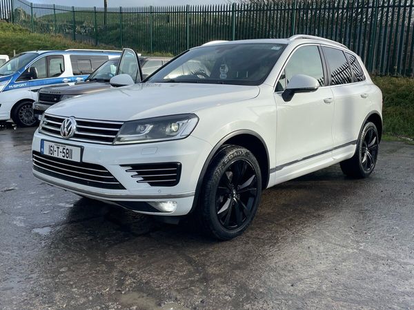 Volkswagen Touareg SUV, Diesel, 2016, White