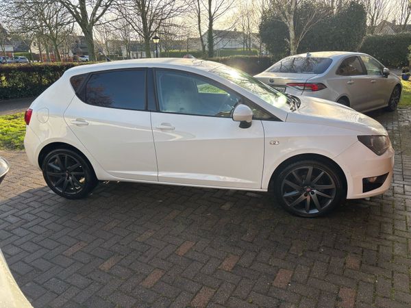 SEAT Ibiza Hatchback, Petrol, 2013, White