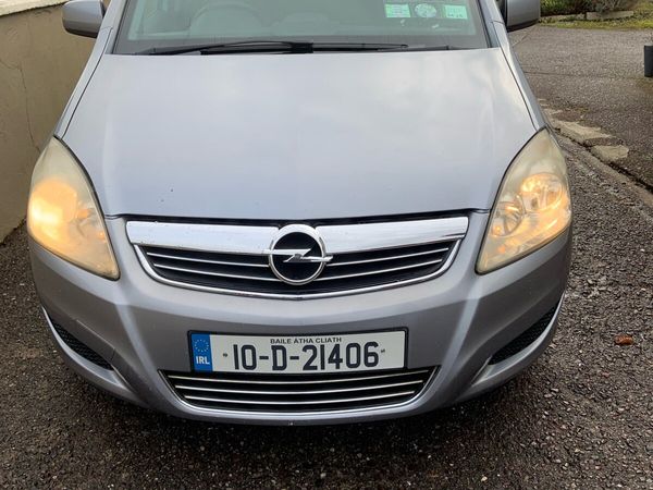Opel Zafira MPV, Diesel, 2010, Silver