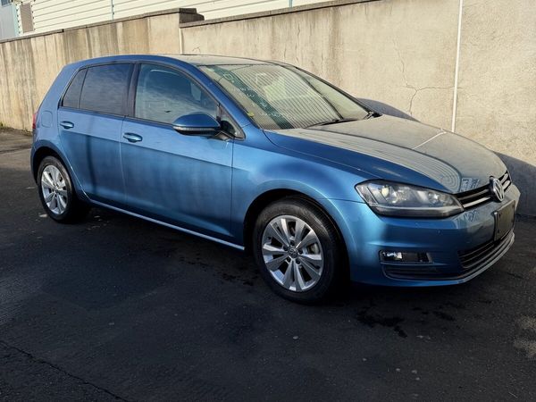 Volkswagen Golf Hatchback, Petrol, 2014, Blue