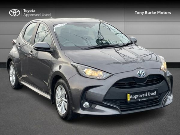 Toyota Yaris Hatchback, Petrol Hybrid, 2023, Grey