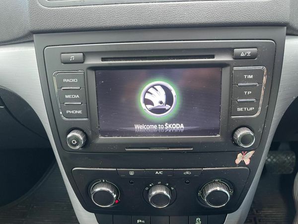 Skoda Yeti SUV, Petrol, 2014, Blue