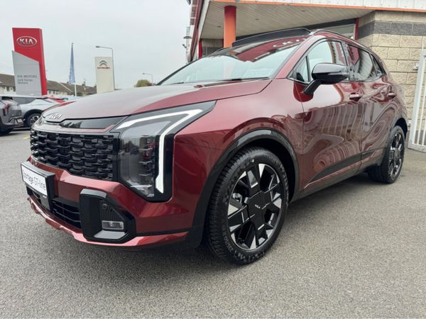 Kia Sportage Hatchback, Diesel, 2025, Red