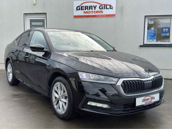 Skoda Octavia Saloon, Diesel, 2024, Black