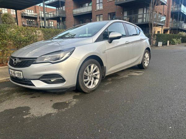Opel Astra Hatchback, Diesel, 2020, Grey