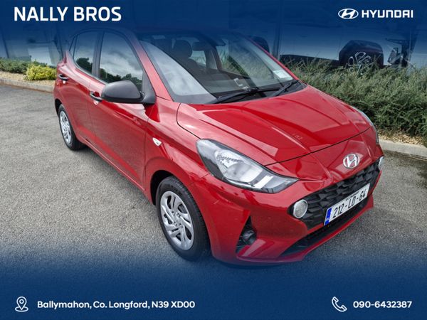 Hyundai i10 Hatchback, Petrol, 2021, Red