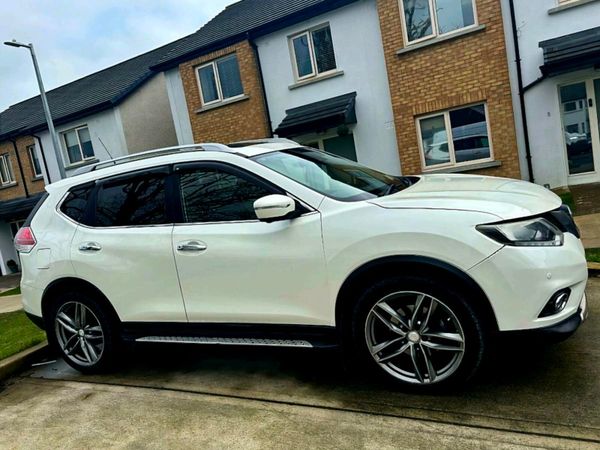 Nissan X-Trail SUV, Diesel, 2014, White