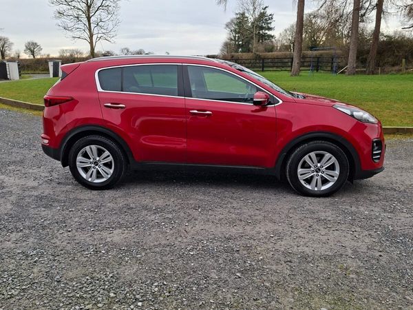 Kia Sportage SUV, Diesel, 2017, Red
