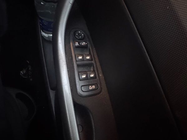 Peugeot 308 Estate, Diesel, 2010, Black