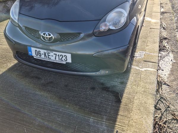 Toyota Aygo Hatchback, Petrol, 2006, Grey