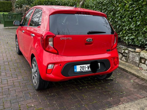 Kia Picanto Hatchback, Petrol, 2020, Red