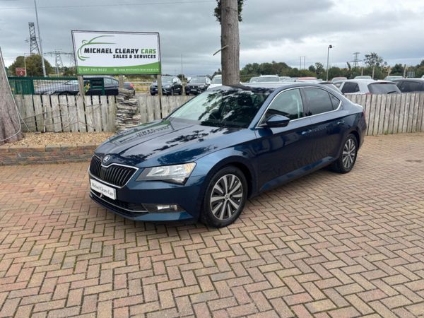 Skoda Superb Hatchback, Diesel, 2017, Blue