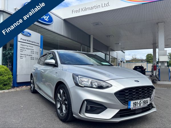 Ford Focus Hatchback, Diesel, 2019, Grey