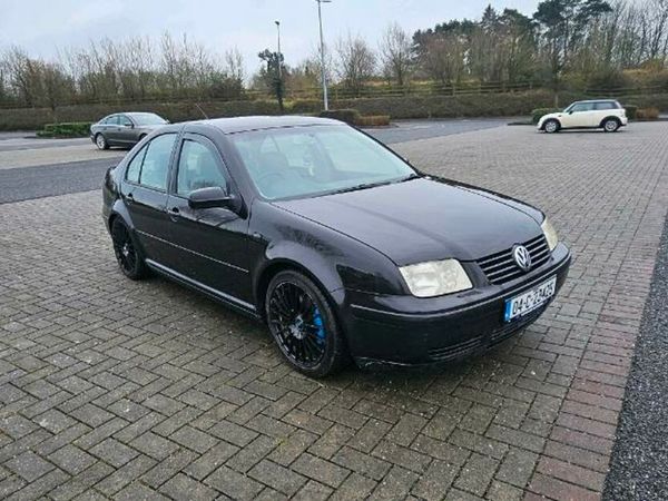 Volkswagen Bora Saloon, Diesel, 2004, Black