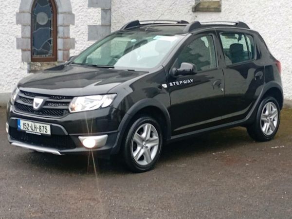 Dacia Sandero Stepway Hatchback, Diesel, 2015, Black