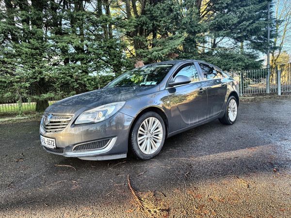 Vauxhall Insignia Hatchback, Diesel, 2015, Grey