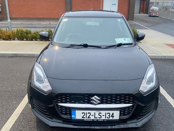 Suzuki Swift Hatchback, Petrol, 2021, Black