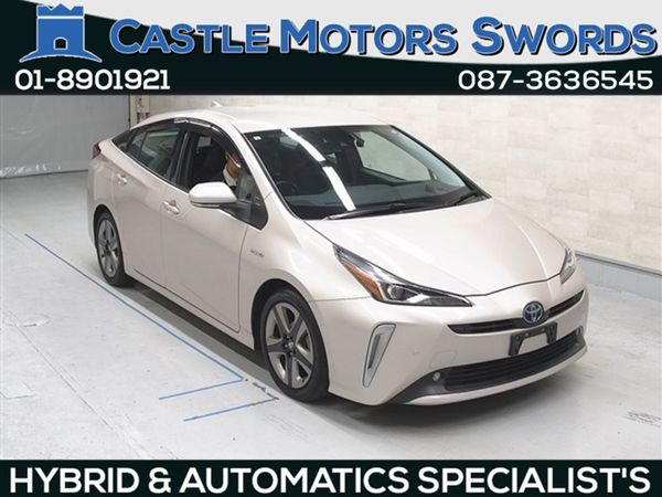 Toyota Prius Hatchback, Petrol Hybrid, 2019, White