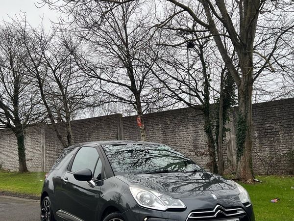 Citroen DS 3 Hatchback, Petrol, 2013, Grey