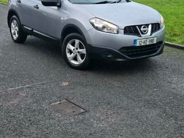 Nissan Qashqai Hatchback, Diesel, 2012, Blue