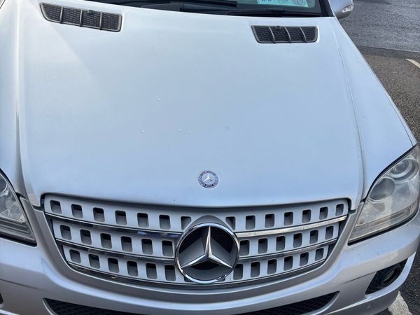 Mercedes-Benz M-Class SUV, Diesel, 2010, Silver