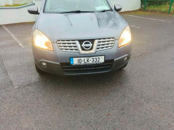Nissan Qashqai Hatchback, Diesel, 2010, Blue