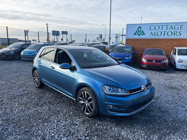 Volkswagen Golf Hatchback, Petrol, 2017, Blue