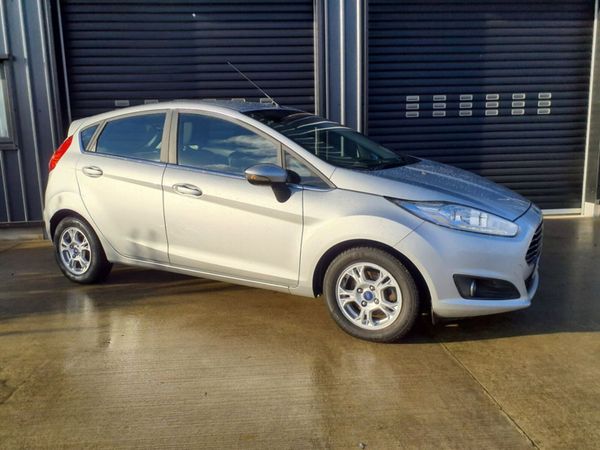 Ford Fiesta Hatchback, Diesel, 2017, Silver