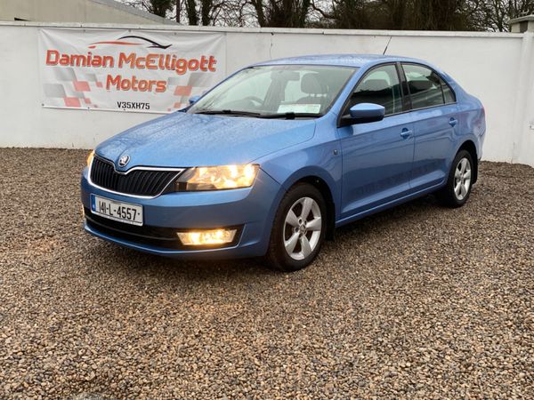 Skoda Rapid Hatchback, Diesel, 2014, Blue