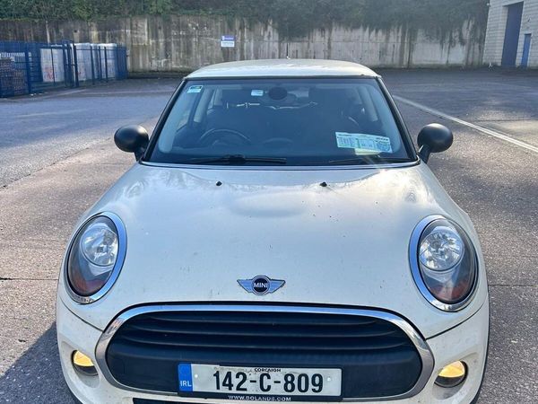 Mini One Hatchback, Petrol, 2014, White